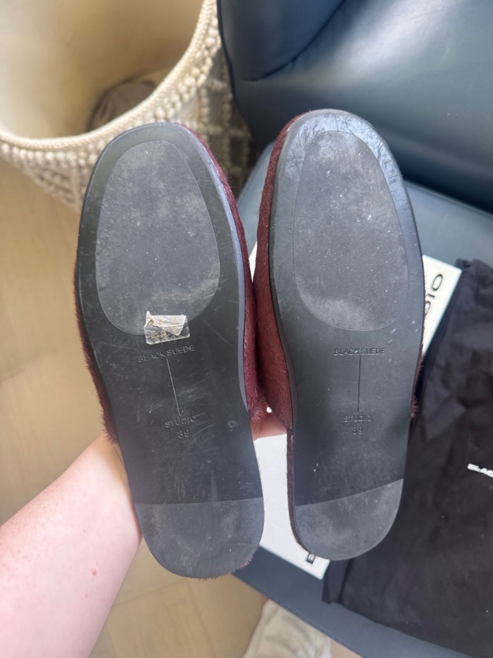 Box and dust bag included black suede studio sona flat in plum - Picture 6 of 7
